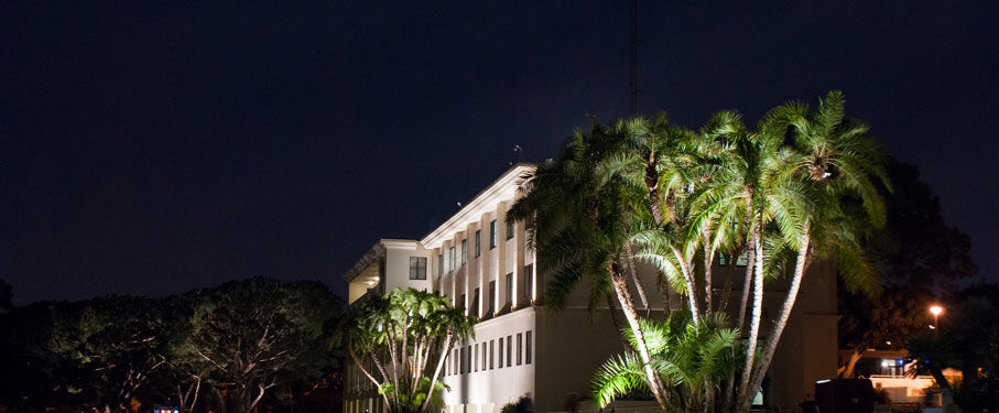LMU@Night